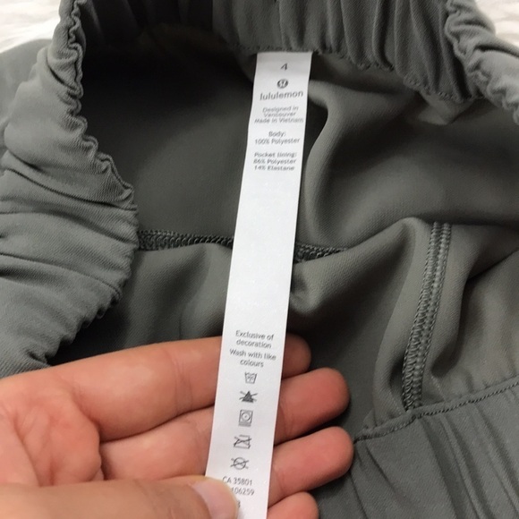 Lululemon On The Fly Skirt *Woven Grey Sage - Picture 5 of 6